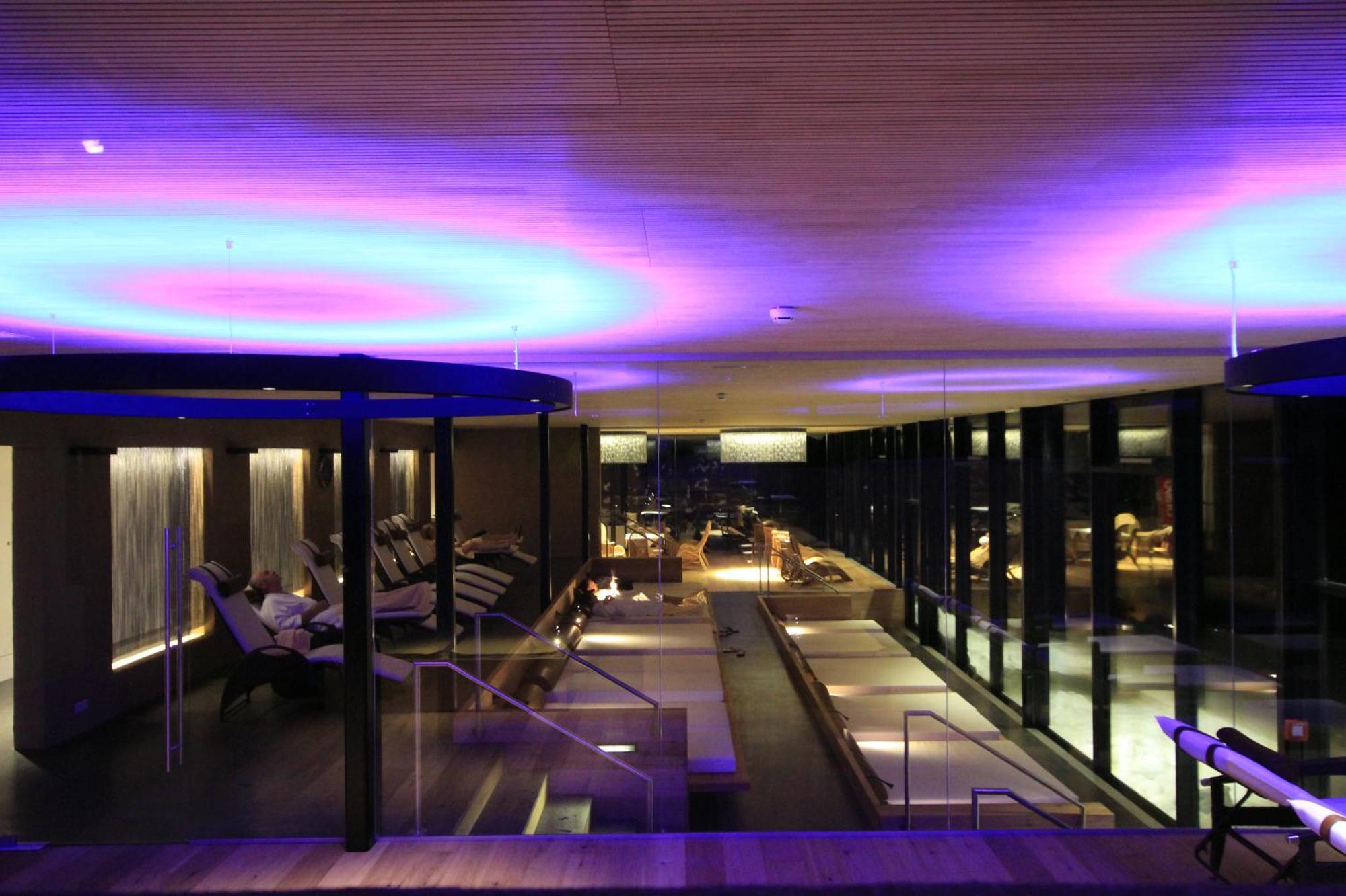 Hotel Adler Warth  Екстер'єр фото