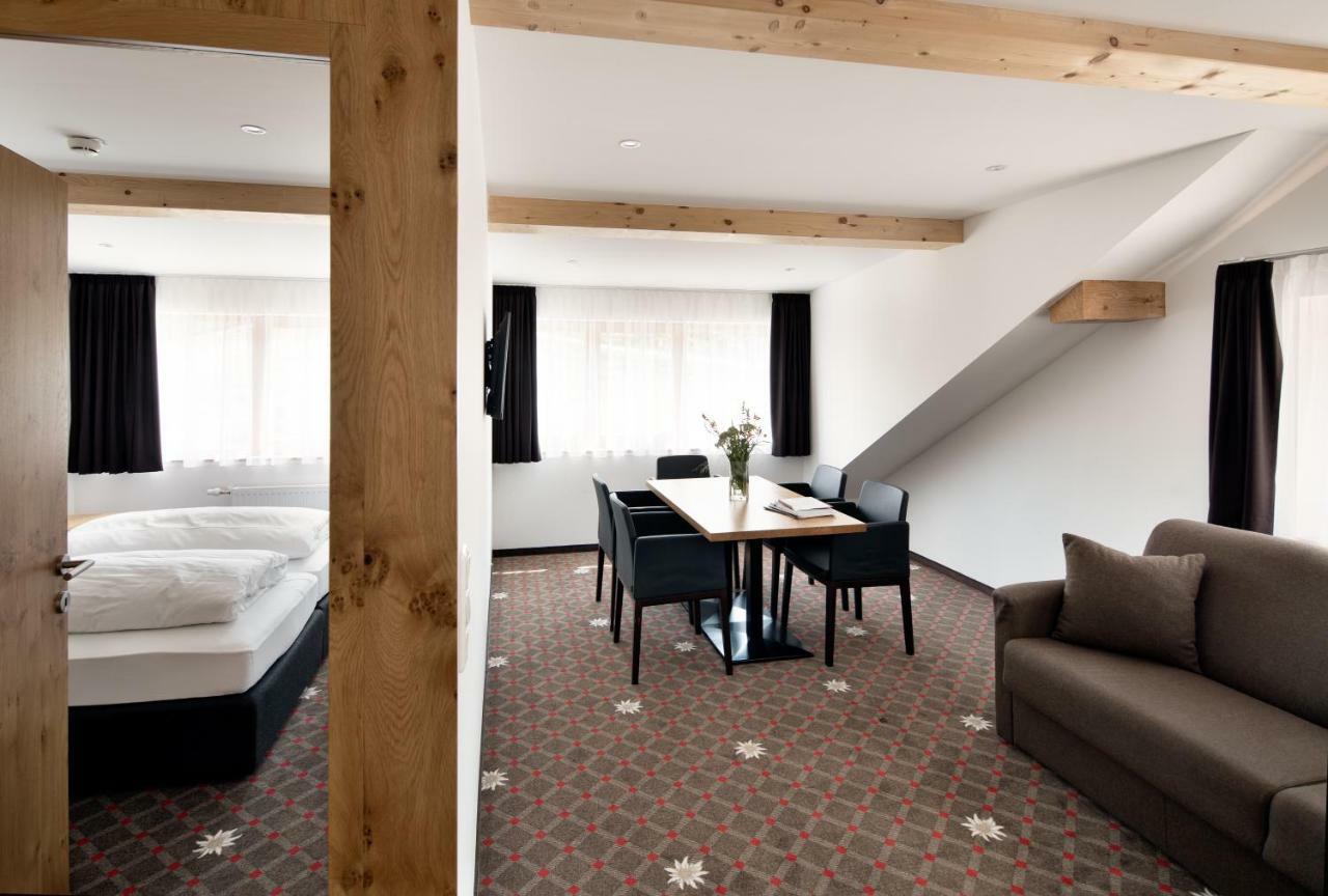 Hotel Adler Warth  Екстер'єр фото